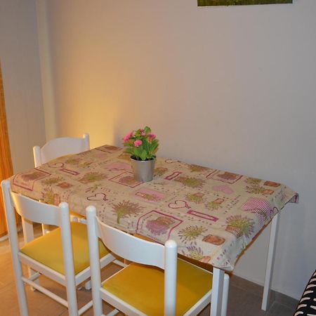 Daisy Apartment Аспровальта Экстерьер фото